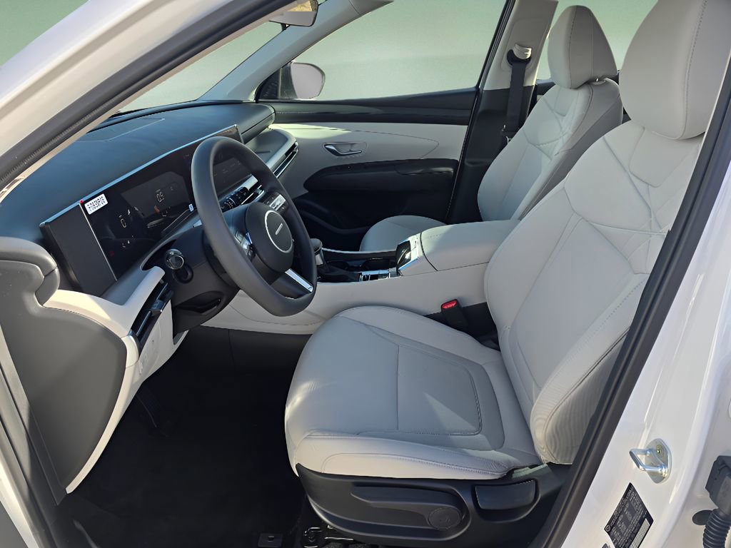 New 2026 Hyundai Tucson SE image 12