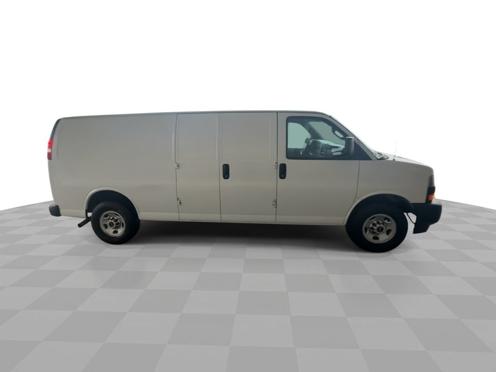Certified 2020 GMC Savana 2500 Extended w/ Driver Convenience Package RWD image 9
