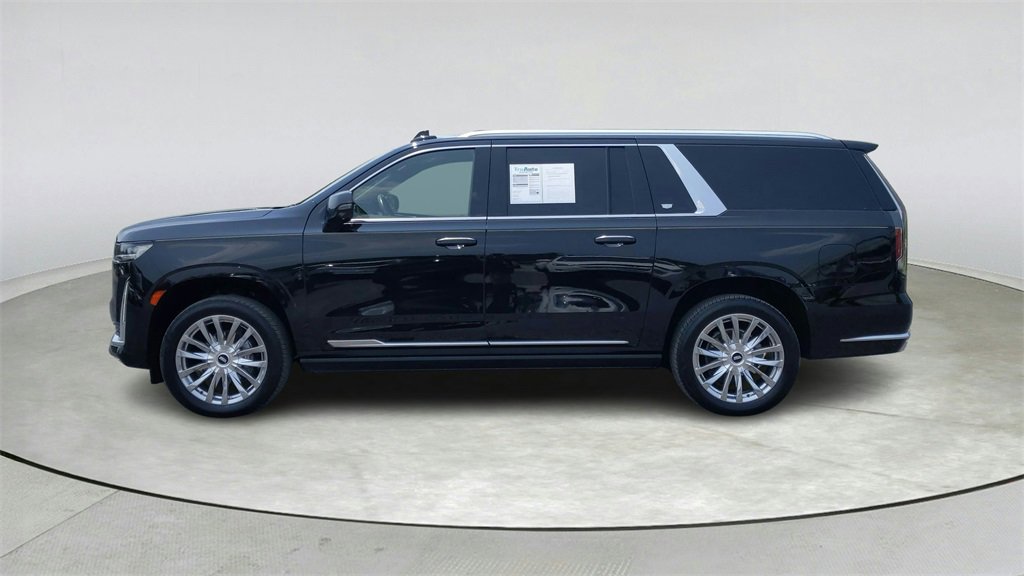 Used 2022 Cadillac Escalade ESV Premium Luxury w/ Performance Package image 4