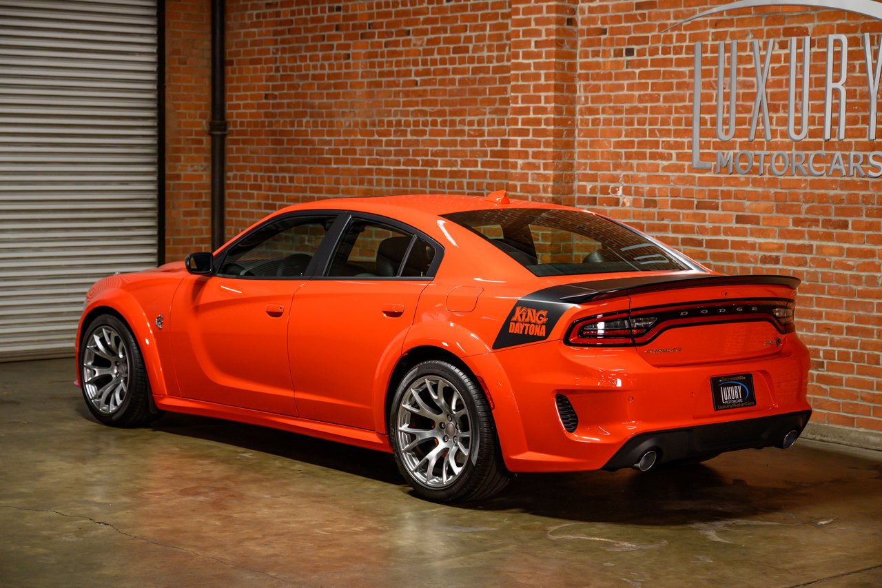 Used 2023 Dodge Charger SRT Hellcat image 3
