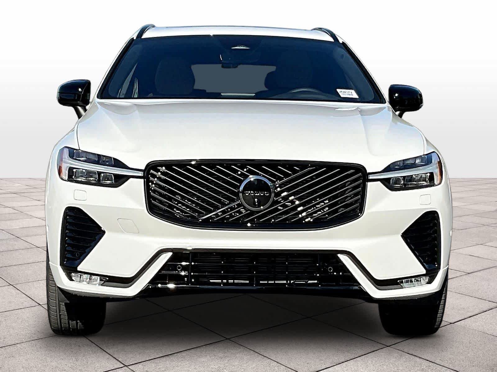 New 2026 Volvo XC60 B5 Plus w/ Climate Package AWD/4WD image 5