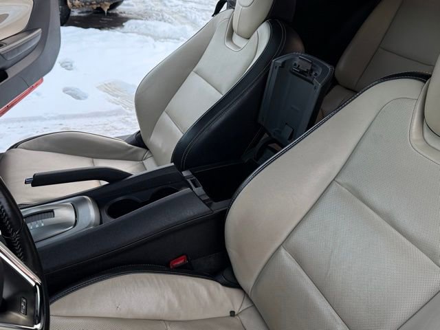 Used 2013 Chevrolet Camaro SS image 31