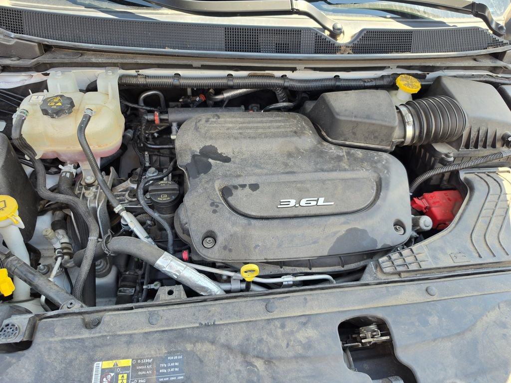 Used 2017 Chrysler Pacifica LX FWD image 9