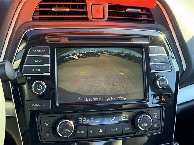 Used 2023 Nissan Maxima SL image 21