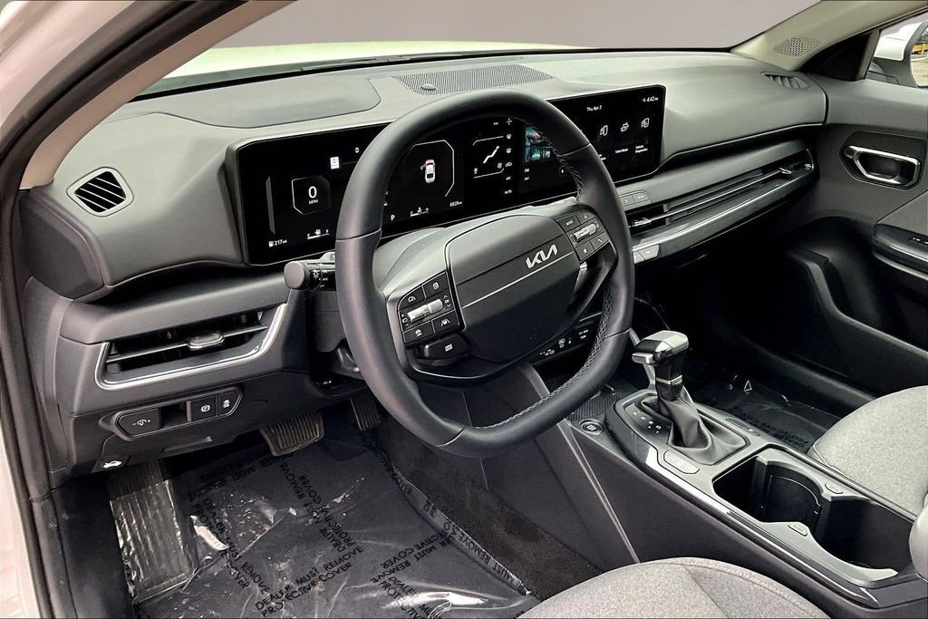 Certified 2025 Kia K4 EX image 15