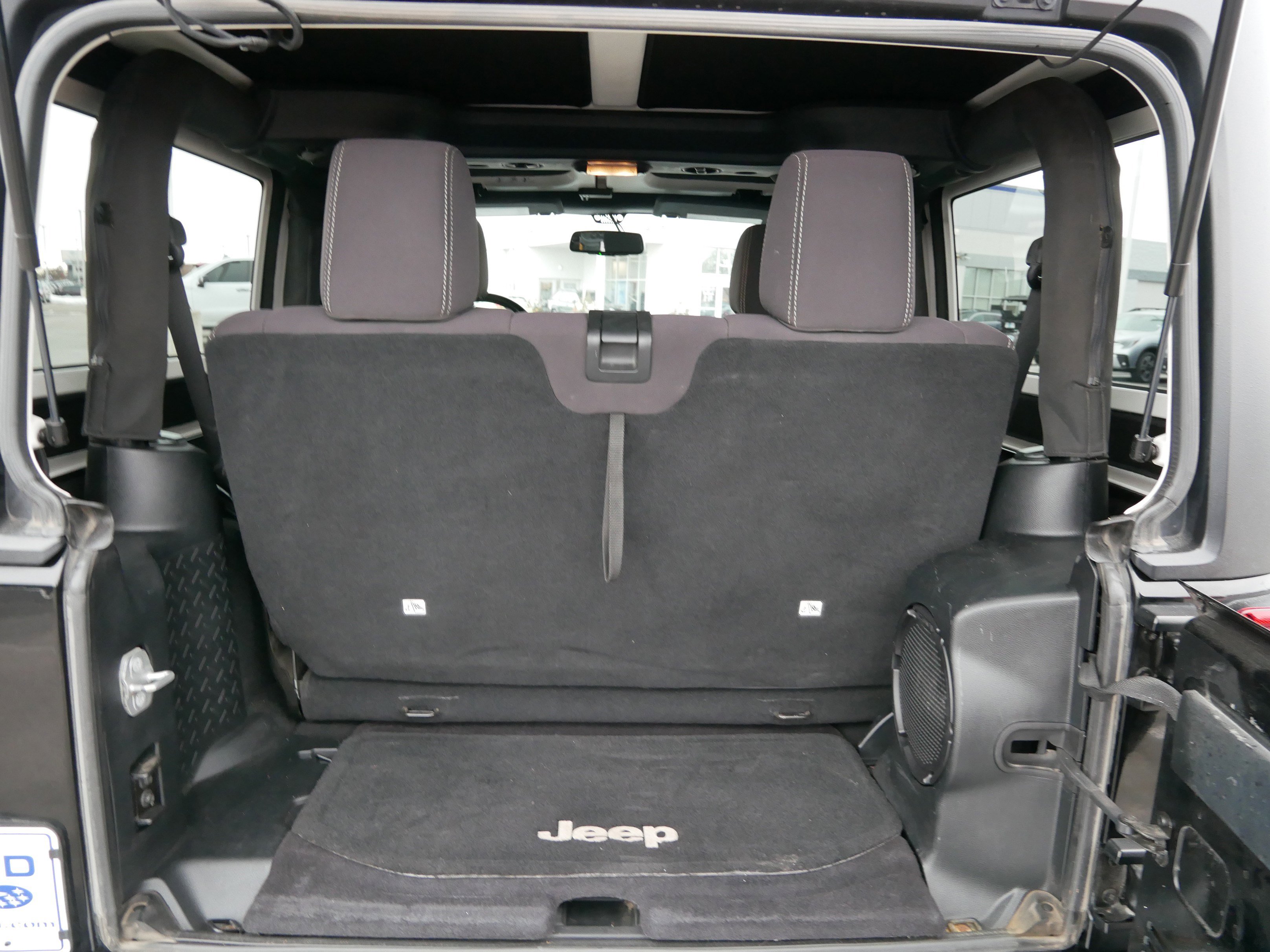 Used 2014 Jeep Wrangler Sahara w/ Dual Top Group image 18