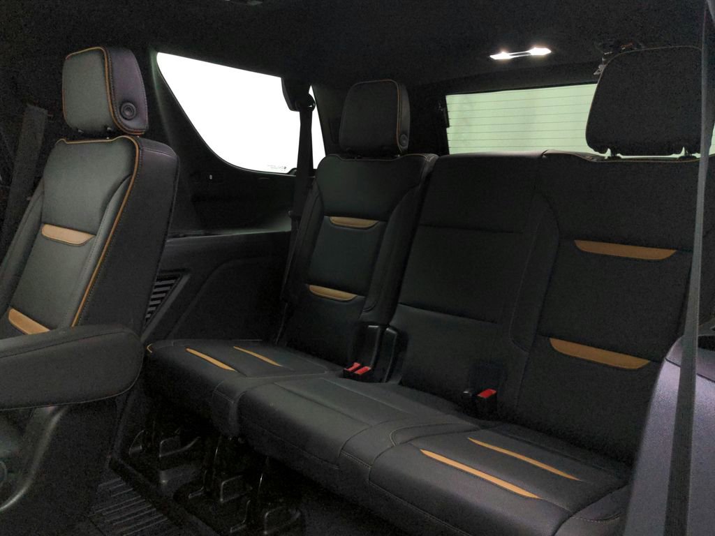 Used 2021 GMC Yukon AT4 w/ AT4 Premium Plus Package AWD/4WD image 31