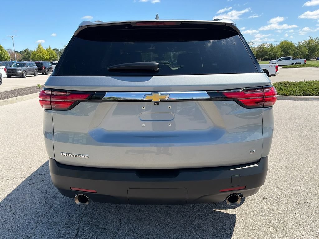 Used 2023 Chevrolet Traverse LT FWD image 6