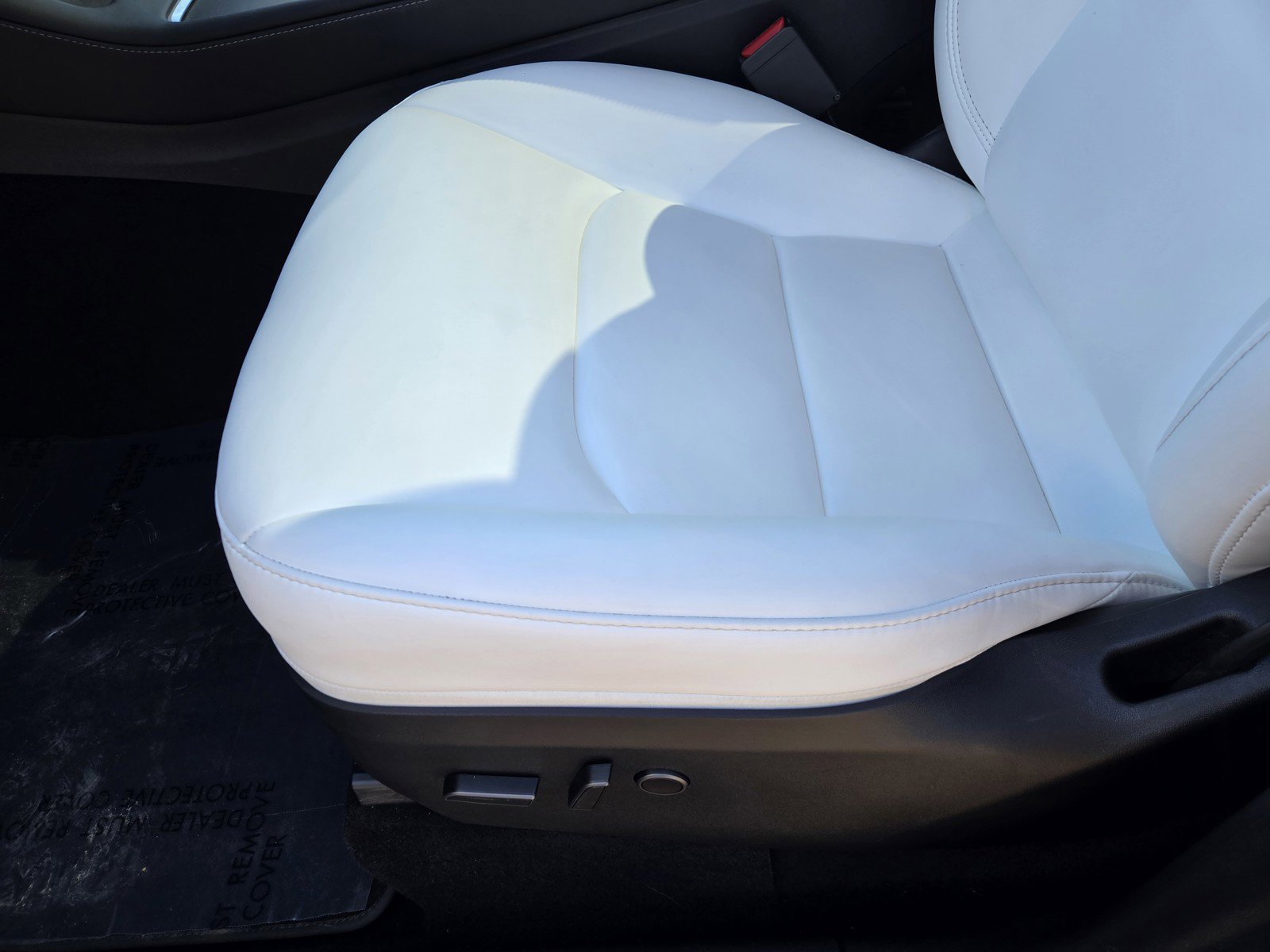 Used 2024 Tesla Model Y Long Range image 18