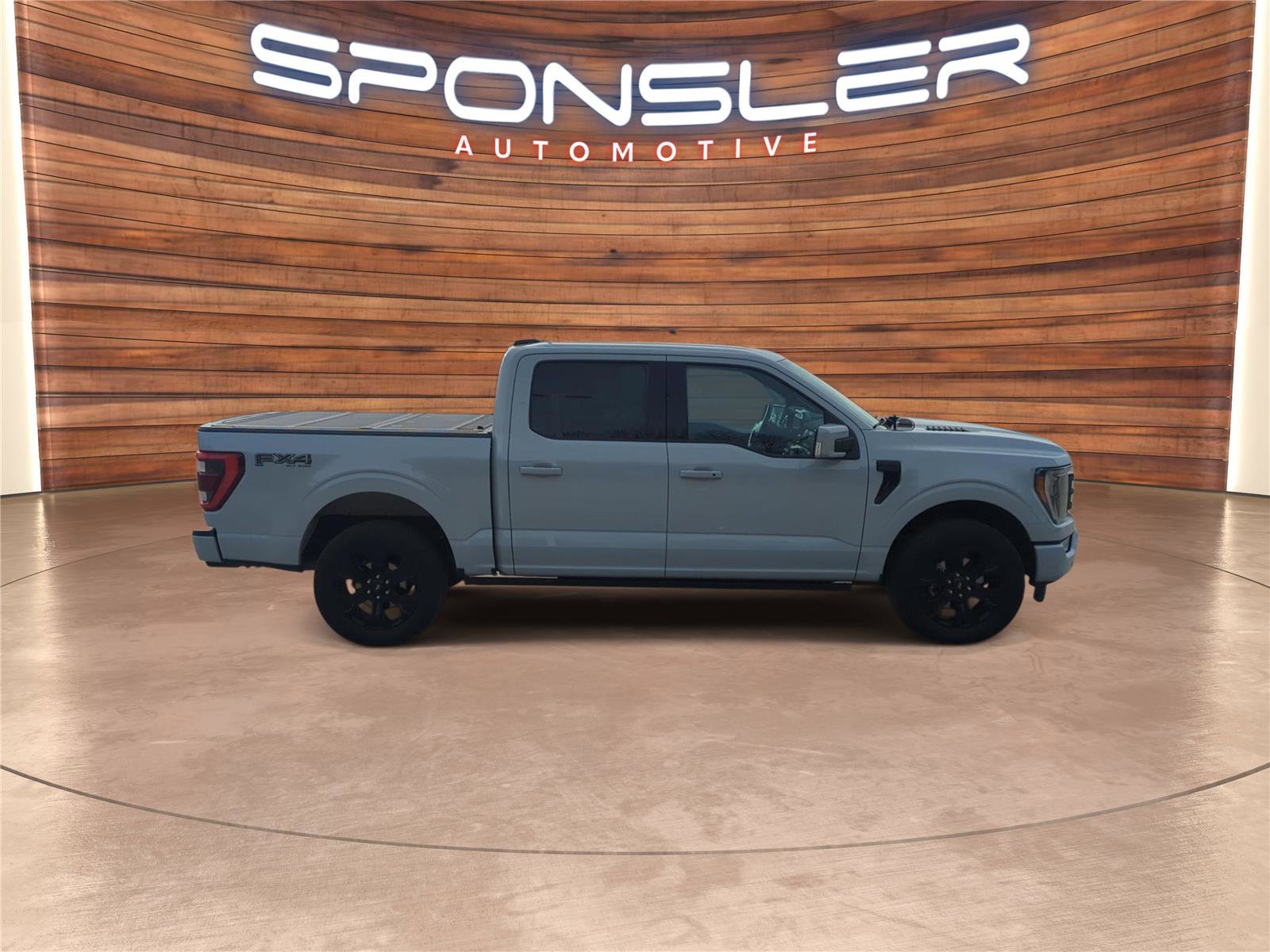 Used 2023 Ford F150 Lariat w/ Equipment Group 502A High image 6