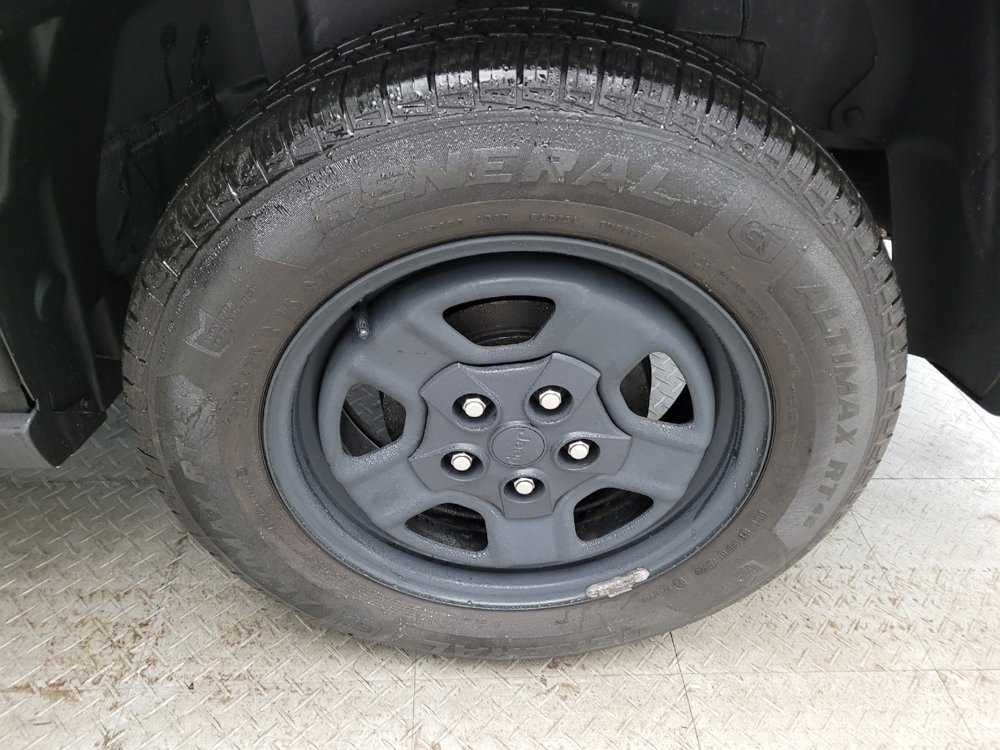 Used 2016 Jeep Patriot Sport image 31