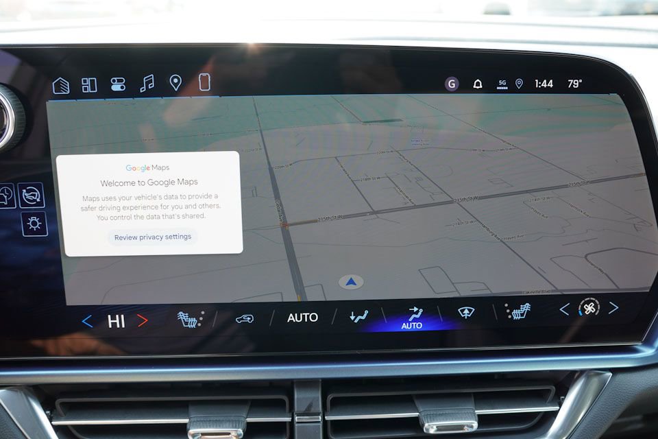 New 2026 Chevrolet Equinox EV LT AWD/4WD image 13