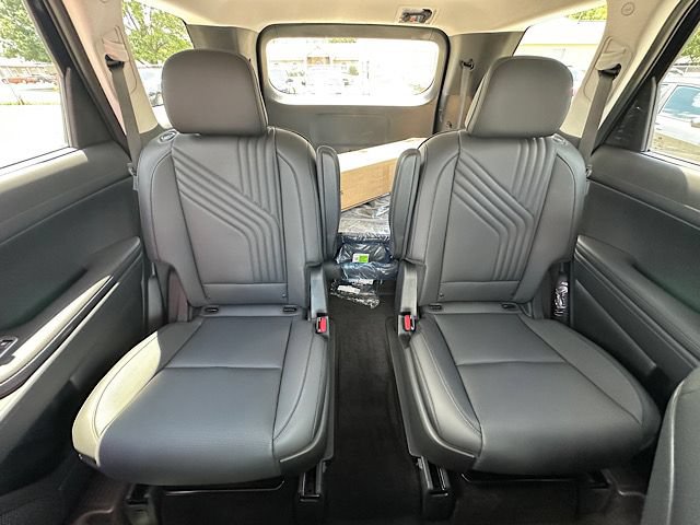 New 2026 Hyundai Palisade SEL Premium AWD/4WD image 16