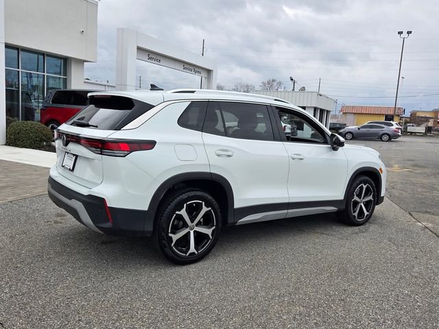 Used 2025 Volkswagen Tiguan SE image 14