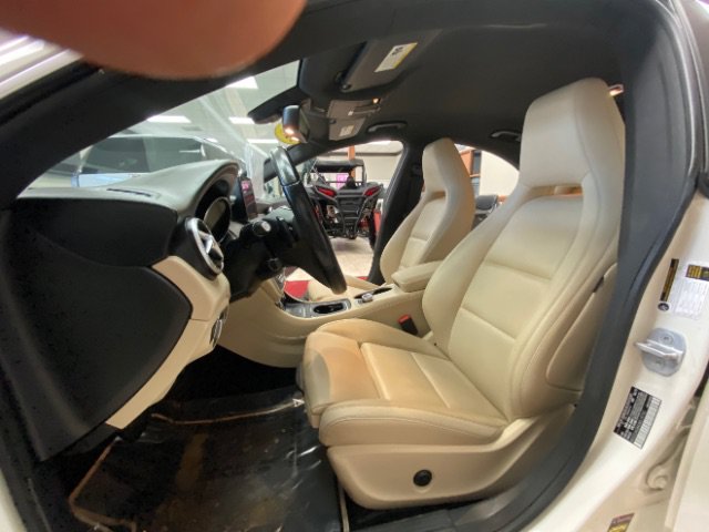 Used 2018 Mercedes-Benz CLA 250 4MATIC image 12