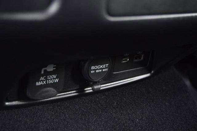 Certified 2024 Nissan Armada SL w/ Captain's Chairs Package image 30