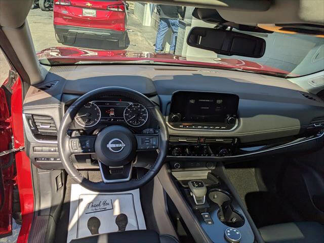 Used 2023 Nissan Rogue SL w/ SL Premium Package image 12