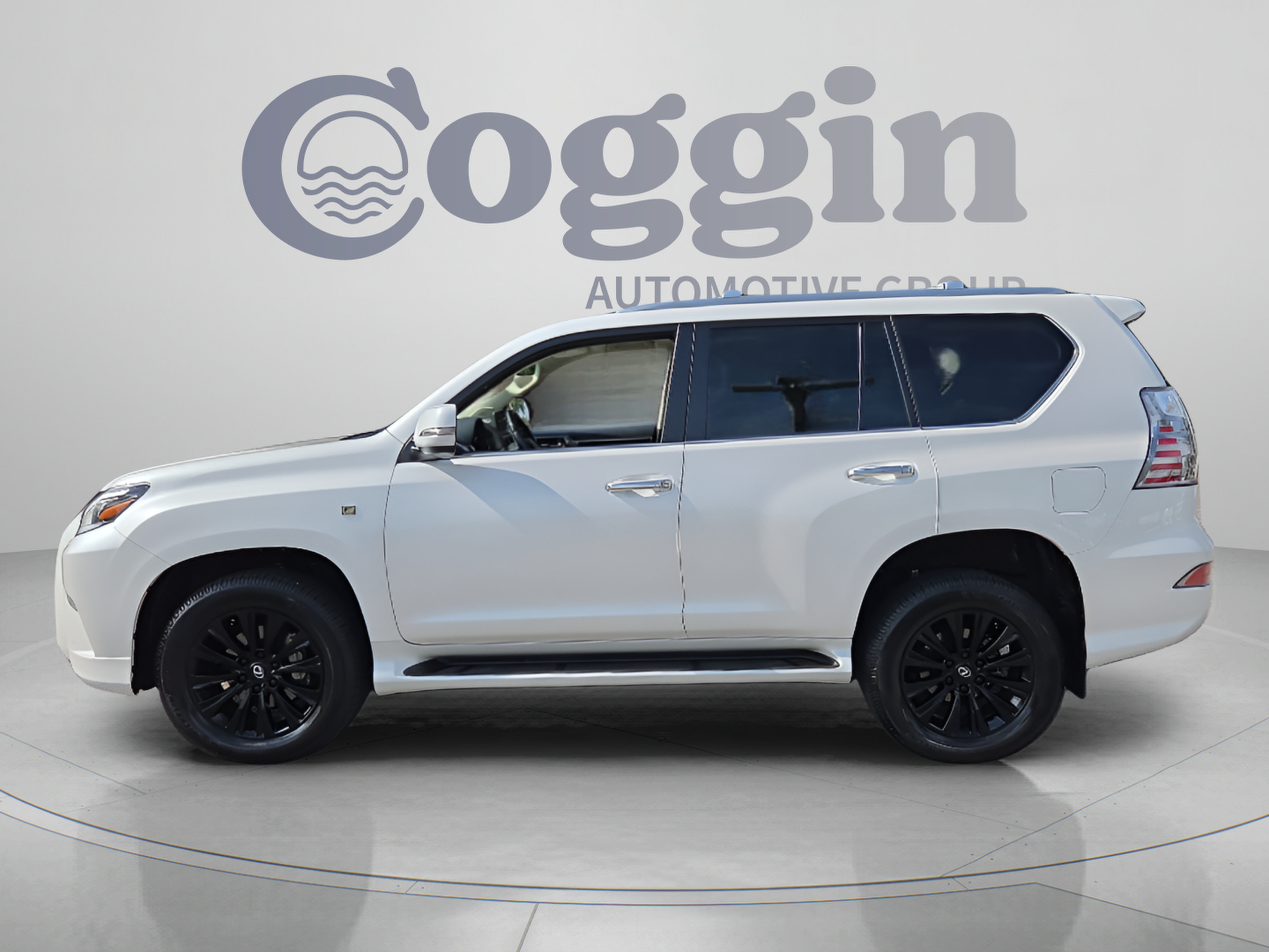 Used 2023 Lexus GX 460 Luxury w/ Accessory Package AWD/4WD image 2