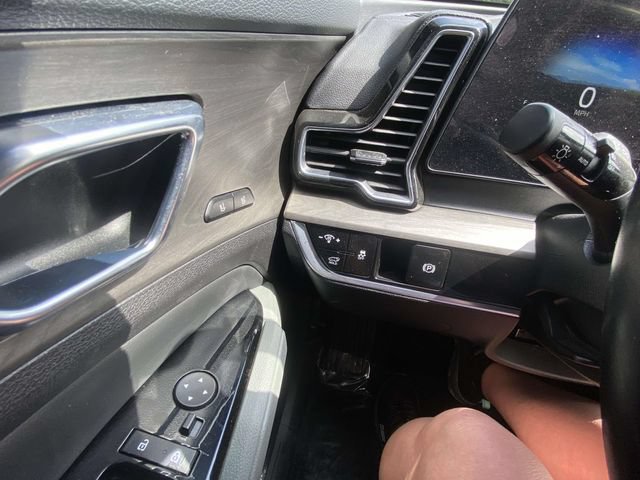 Used 2023 Kia Sportage X-Pro AWD/4WD image 29
