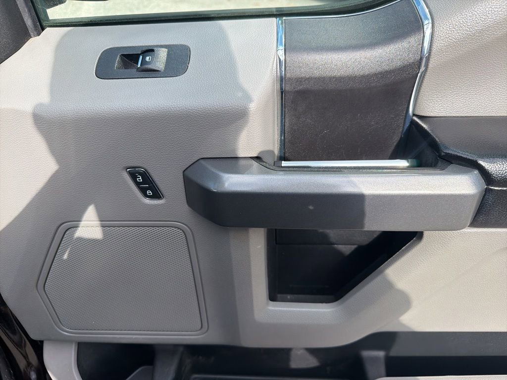 Used 2018 Ford F150 XLT AWD/4WD image 24