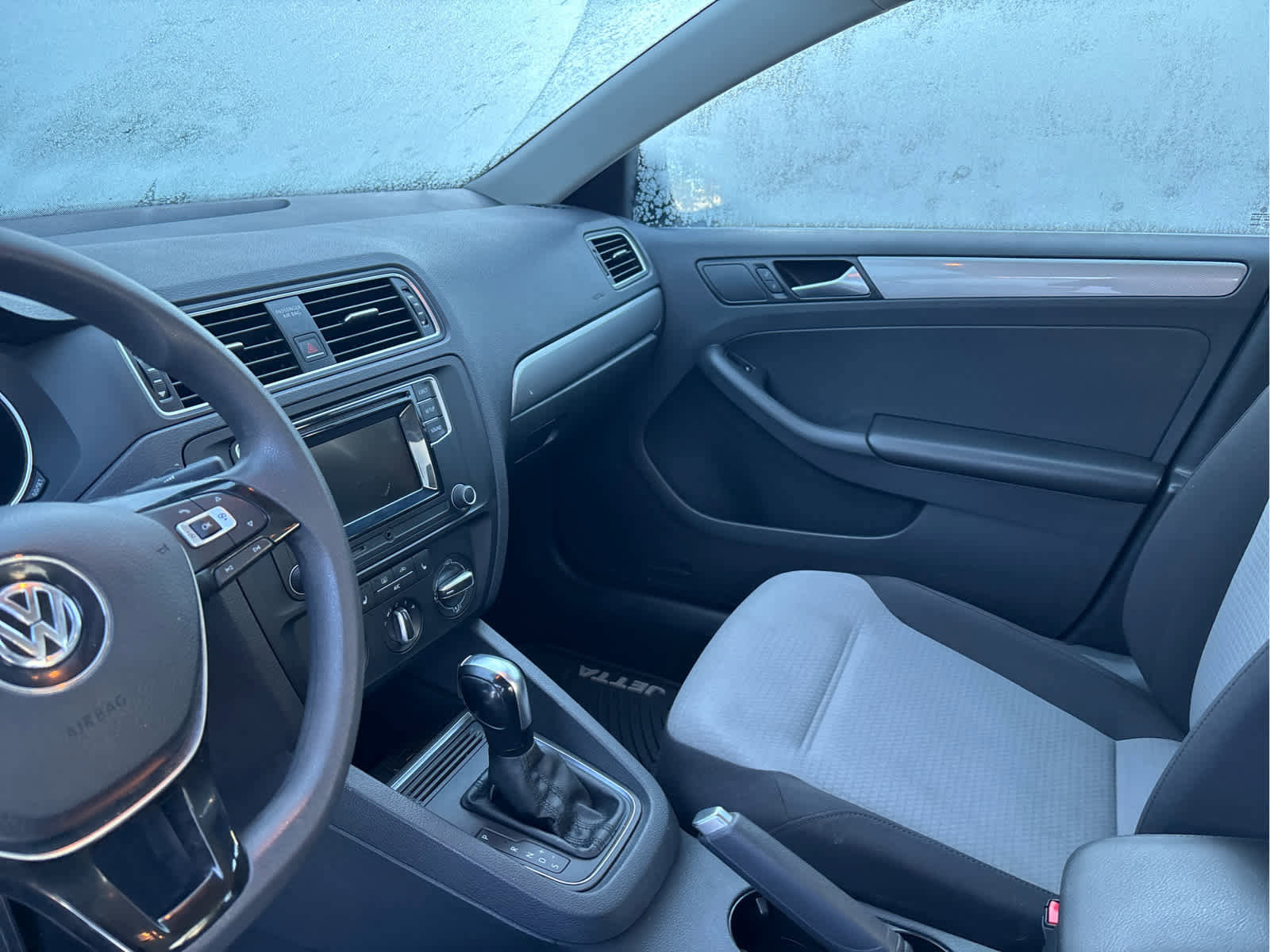 Used 2018 Volkswagen Jetta S w/ Cold Weather Package image 14