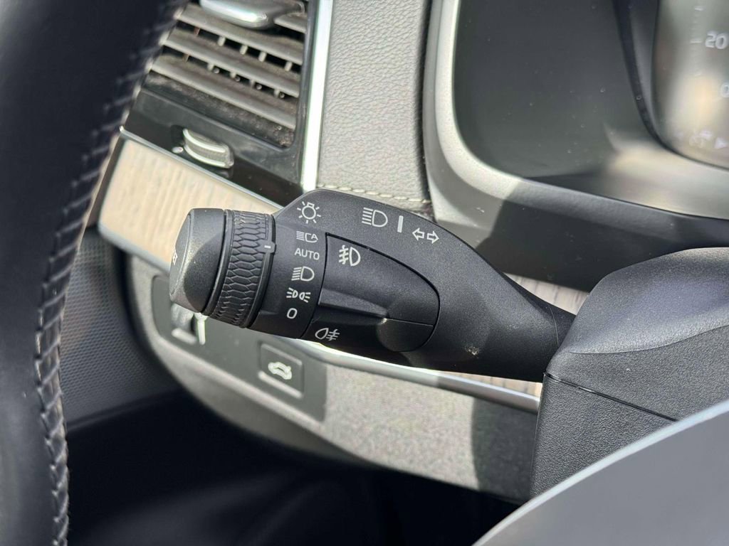 Used 2020 Volvo XC90 T6 Inscription image 24