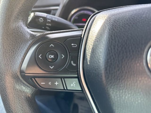 Used 2020 Toyota Camry LE image 30