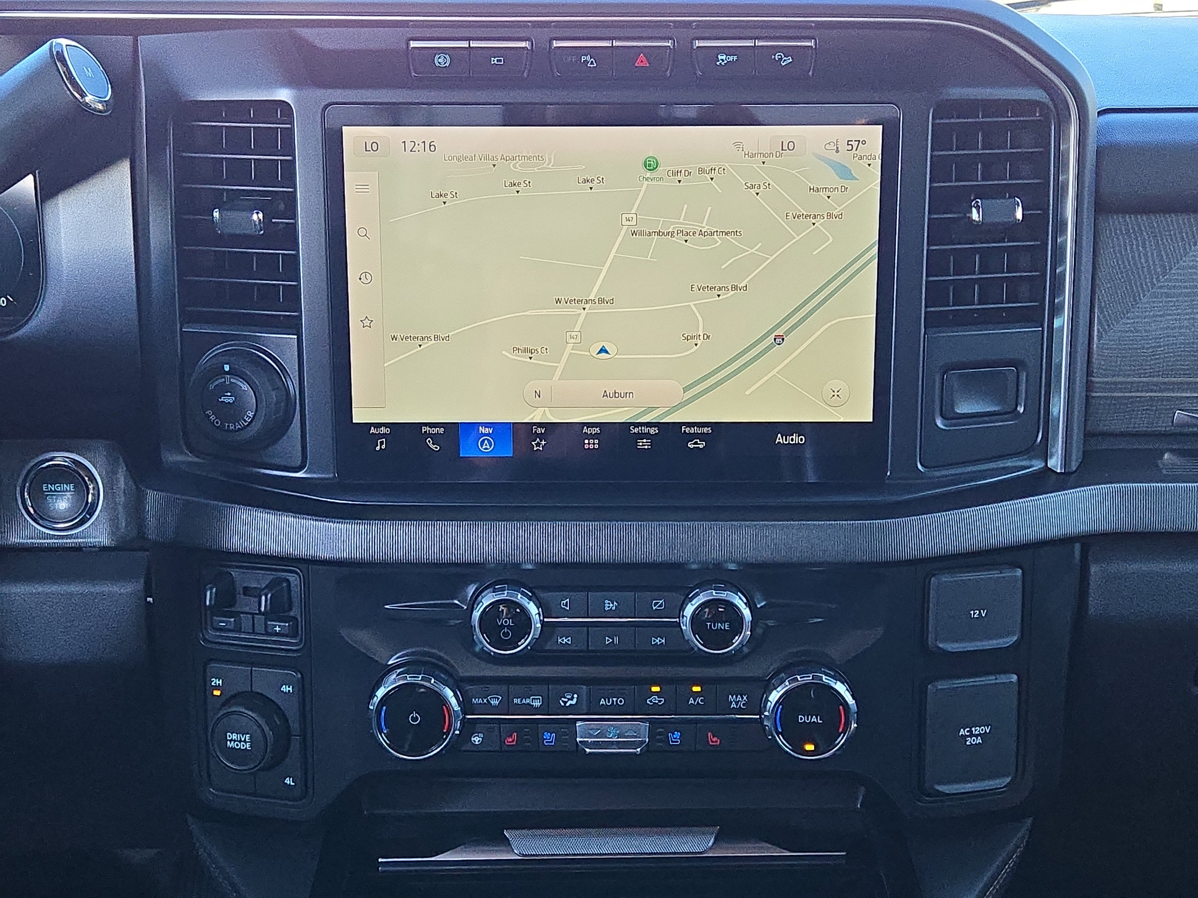 Used 2023 Ford F450 Platinum w/ FX4 Off-Road Package image 19