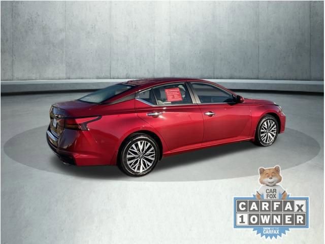 Used 2023 Nissan Altima 2.5 SV w/ SV Premium Package AWD/4WD image 6