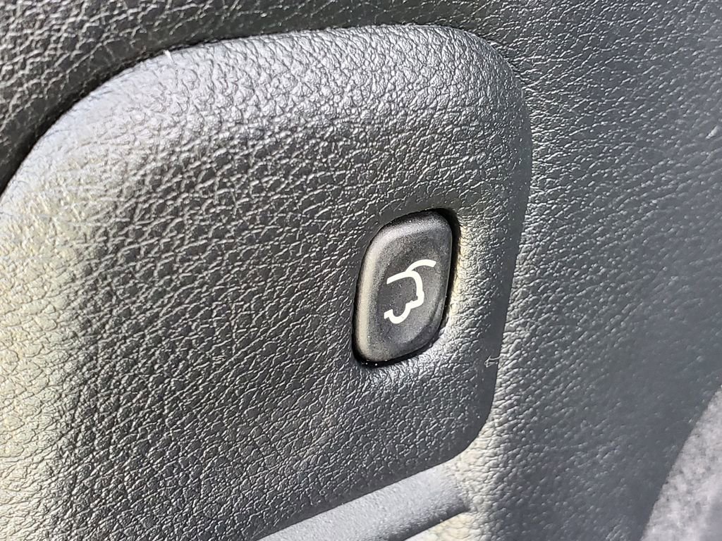 Used 2020 Jeep Grand Cherokee Altitude image 8