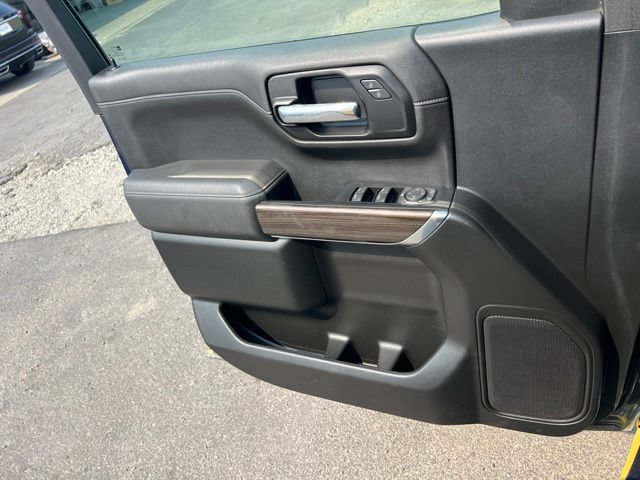 Used 2022 Chevrolet Silverado 1500 LT AWD/4WD image 18