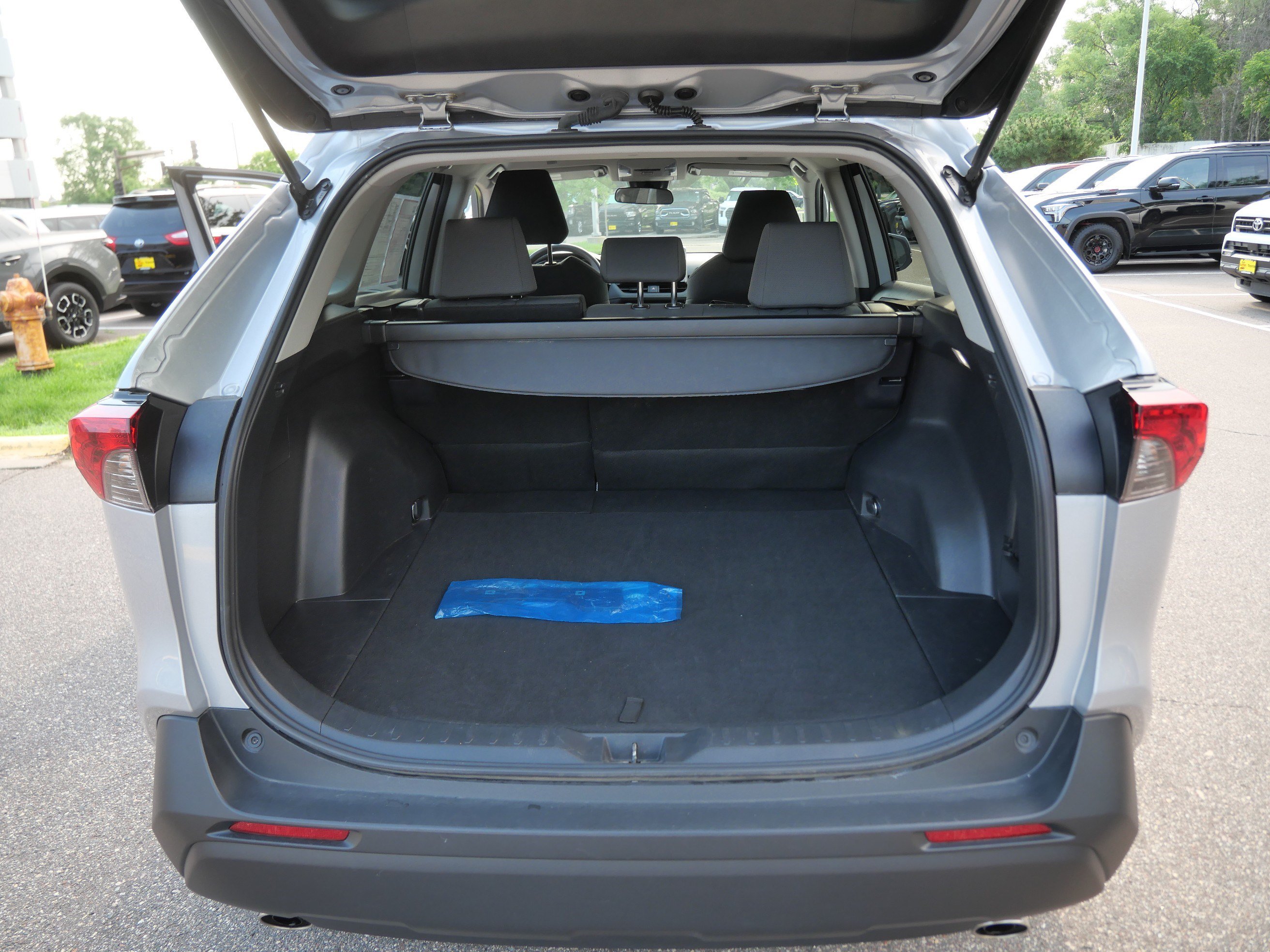 Certified 2024 Toyota RAV4 XLE FWD image 18