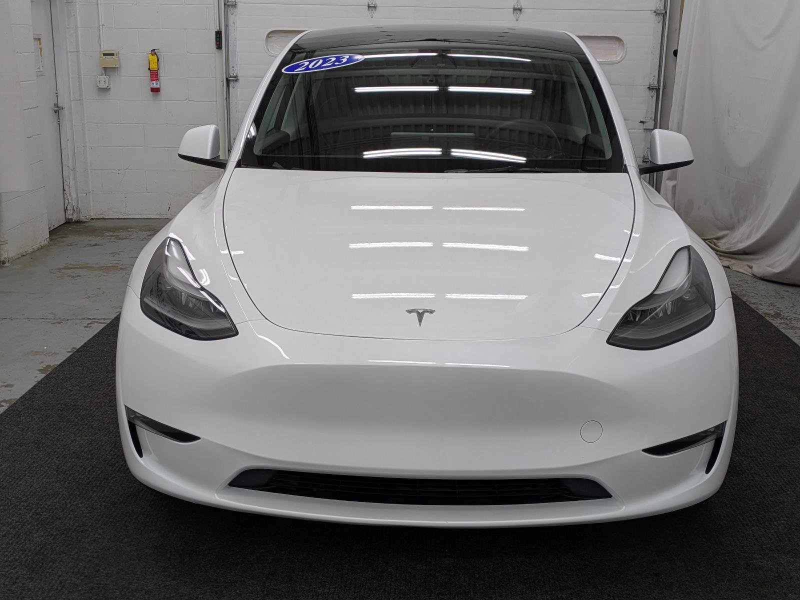 Used 2023 Tesla Model Y Long Range image 16