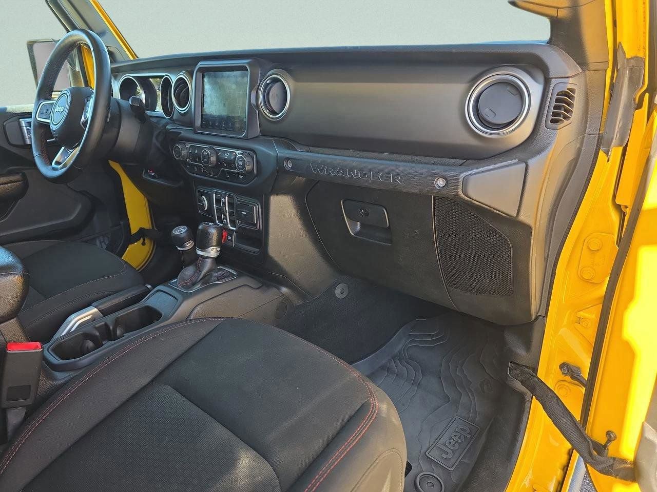 Used 2018 Jeep Wrangler Unlimited Rubicon image 14