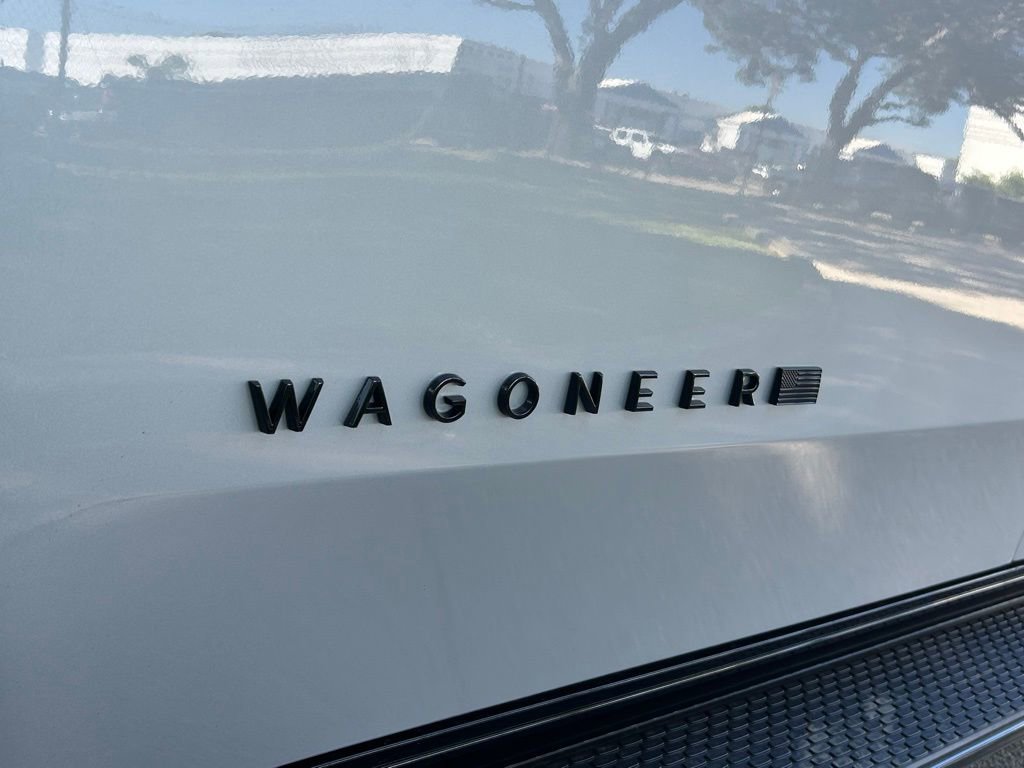 New 2025 Jeep Wagoneer L Series II w/ Premium Group I image 25