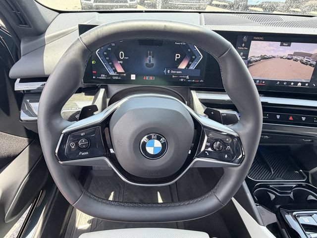 Used 2025 BMW 530i RWD image 24
