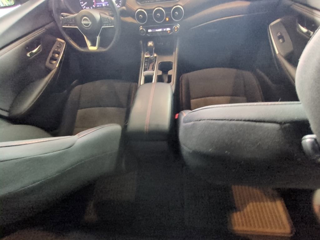 Used 2024 Nissan Sentra SR FWD image 25