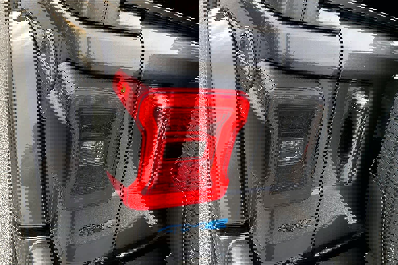 Used 2021 Jeep Wrangler Unlimited Sahara image 28