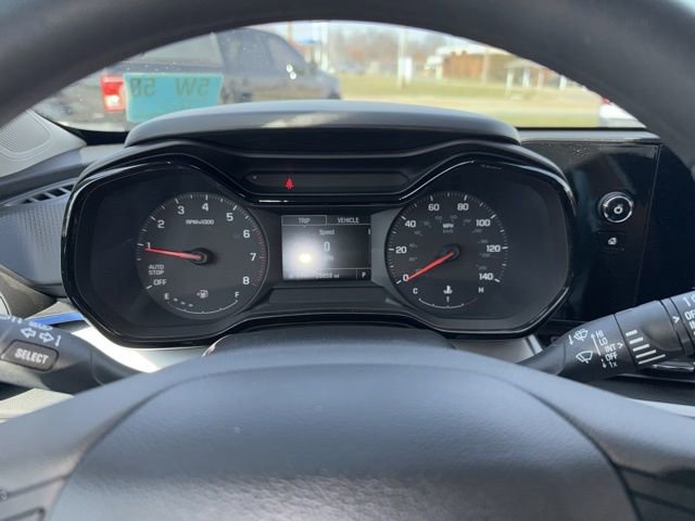 Used 2025 Chevrolet Trax LS w/ LS Convenience Package image 37