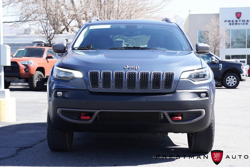 Used 2019 Jeep Cherokee Trailhawk w/ Cold Weather Group image 16