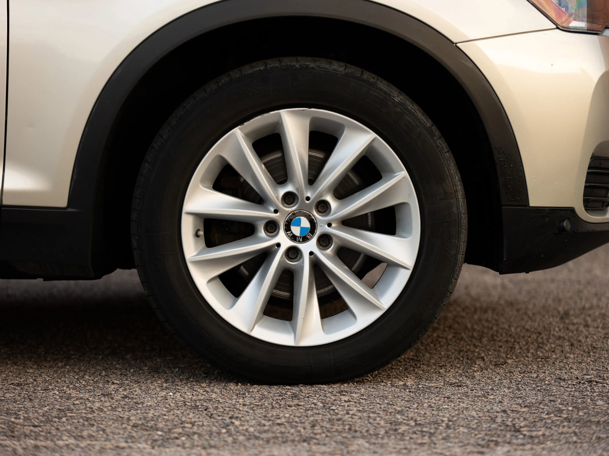 Used 2016 BMW X3 xDrive28i AWD/4WD image 15
