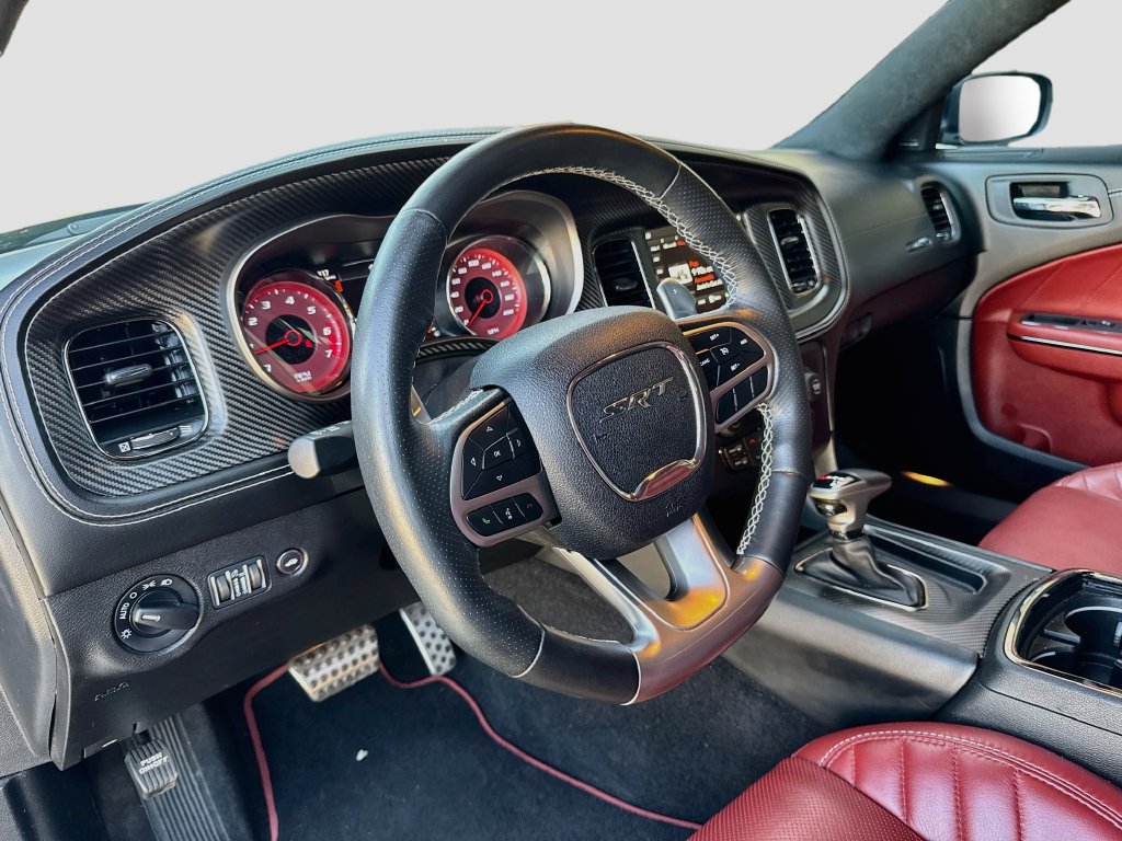 Used 2022 Dodge Charger SRT Hellcat w/ Harman/Kardon Audio Group RWD image 11