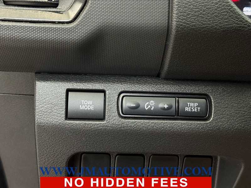 Used 2022 Nissan Frontier PRO-4X w/ Off-Road Protection Package image 35