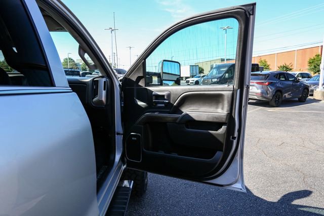 Used 2019 GMC Sierra 2500 Denali w/ Duramax Plus Package AWD/4WD image 17