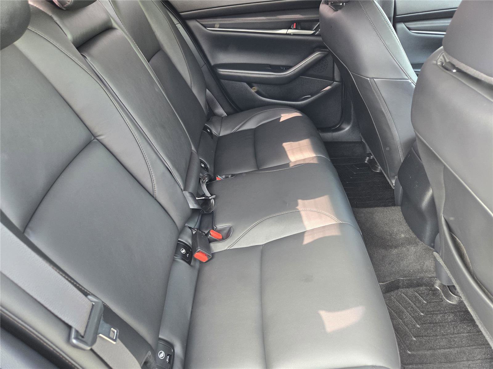 Used 2025 MAZDA MAZDA3 s FWD image 28