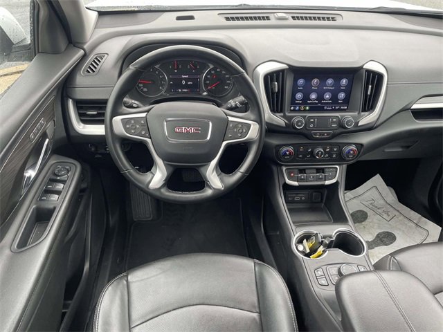 Used 2023 GMC Terrain SLT image 11