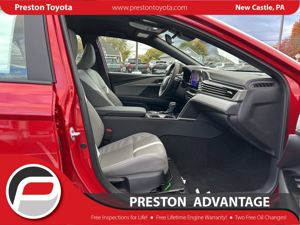 New 2026 Toyota Camry SE image 8