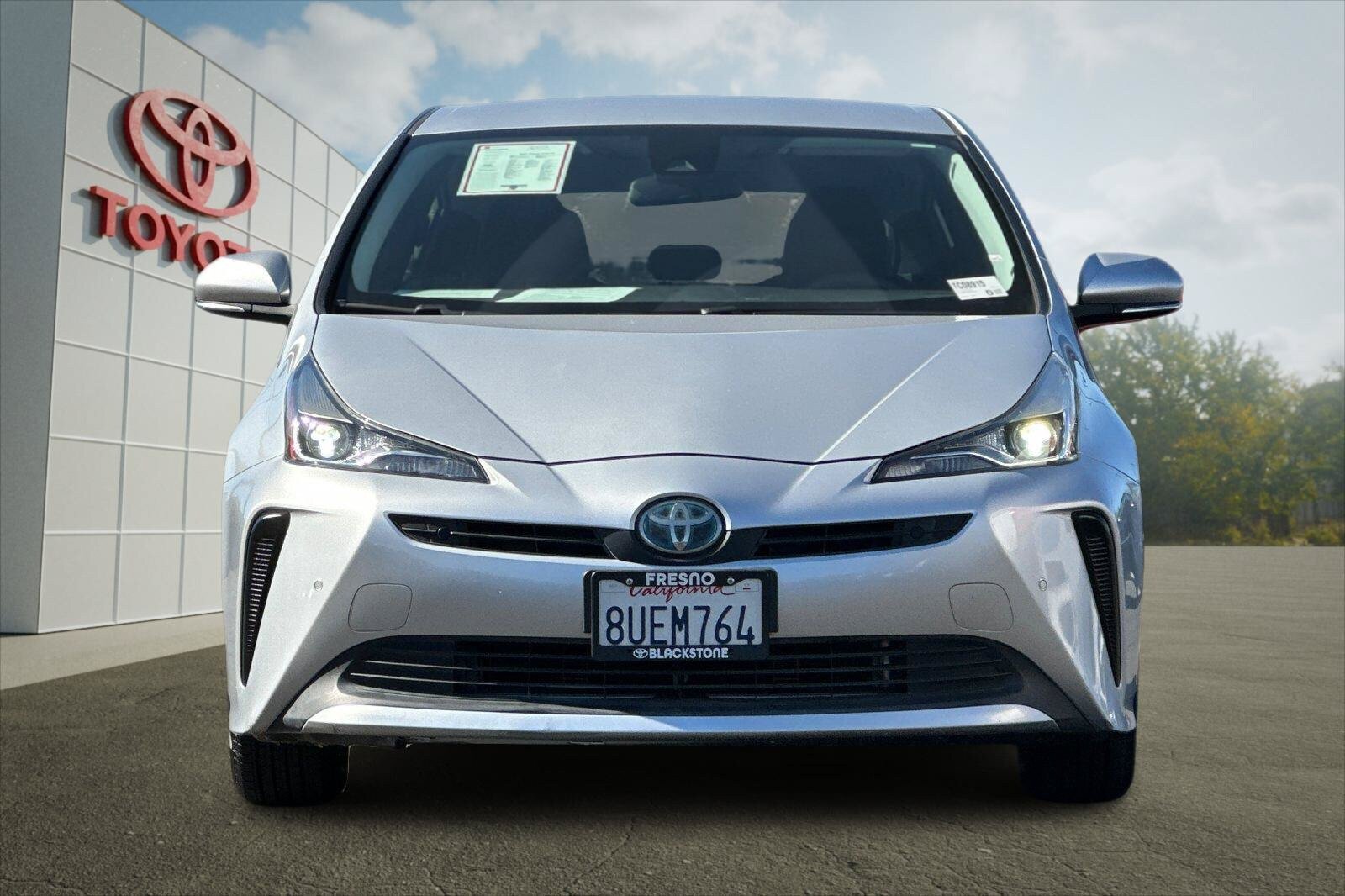 Certified 2021 Toyota Prius LE w/ Carpet Mat Package (TMS) FWD image 8