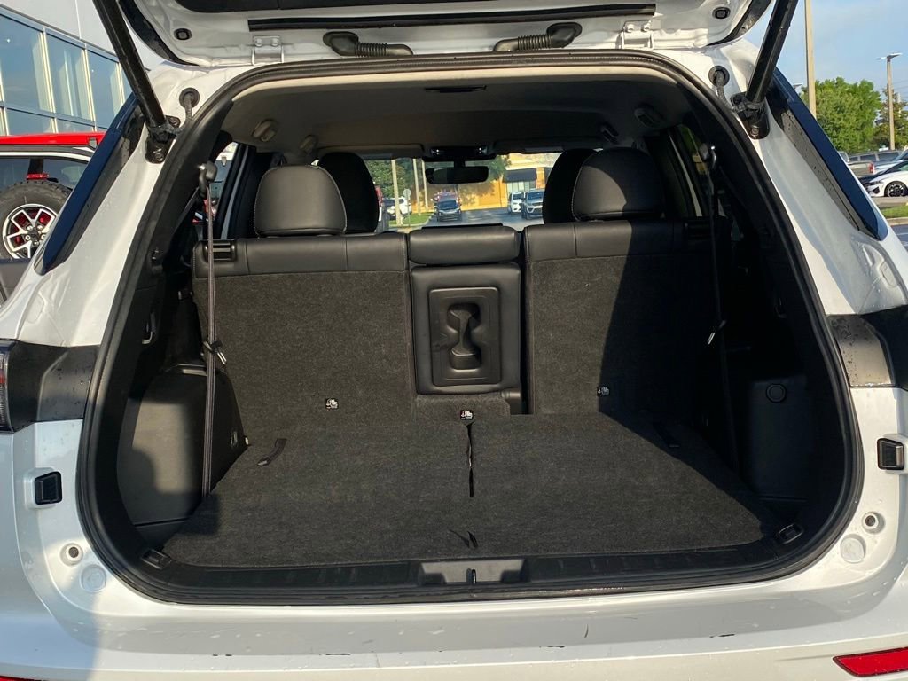 Used 2025 Mitsubishi Outlander SE FWD image 28