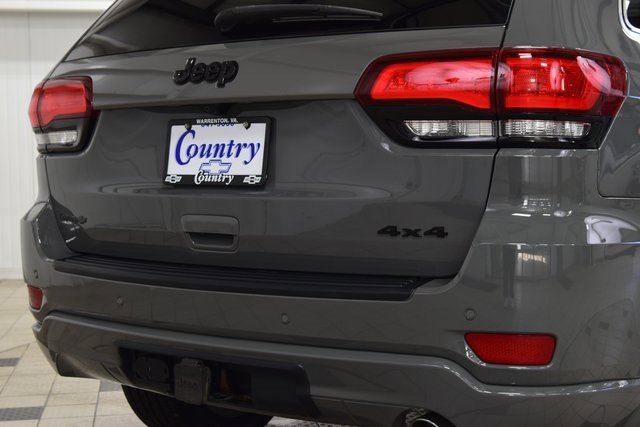 Used 2020 Jeep Grand Cherokee Altitude image 21